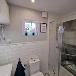 Nowoczesny Z Klimatyzacja I Tarasem, Blisko Plazy House 度假居 *