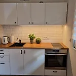 Nowoczesny Z Klimatyzacja I Tarasem, Blisko Plazy House *