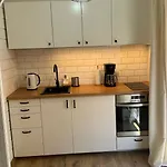 Nowoczesny Z Klimatyzacja I Tarasem, Blisko Plazy House 斯蒂格纳