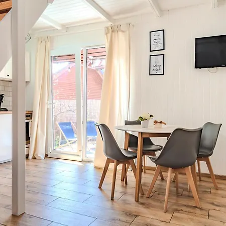 Nowoczesny Z Klimatyzacja I Tarasem, Blisko Plazy House Vakantiehuis