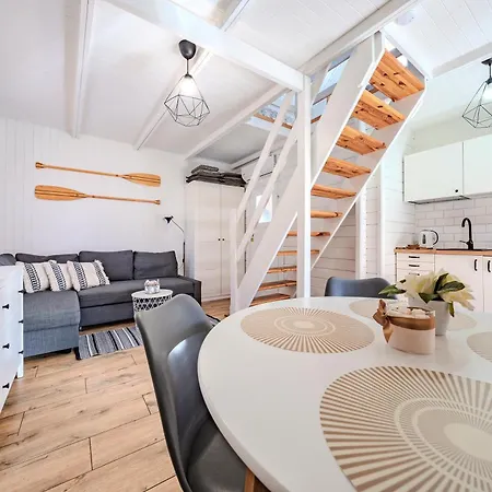 Nowoczesny Z Klimatyzacja I Tarasem, Blisko Plazy House Prázdninový dům