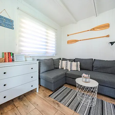 Сasa de vacaciones Nowoczesny Z Klimatyzacja I Tarasem, Blisko Plazy House *