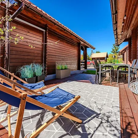 Сasa de vacaciones Nowoczesny Z Klimatyzacja I Tarasem, Blisko Plazy House *